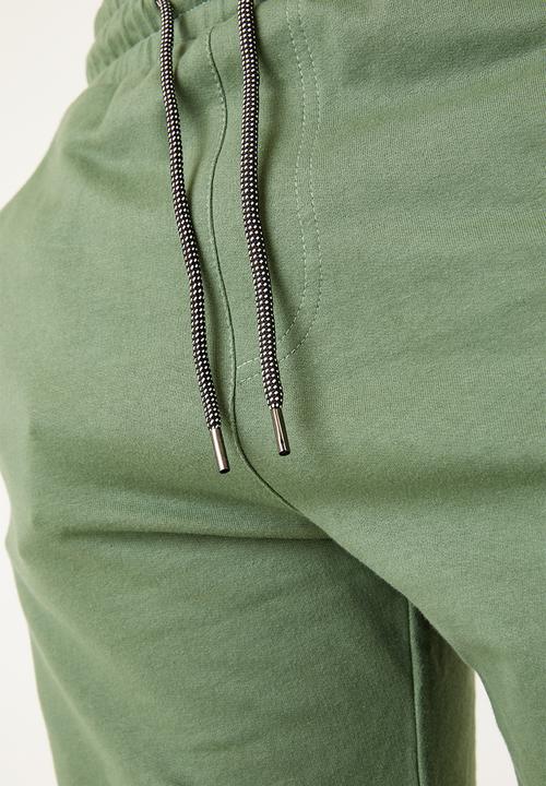 Flyersunion - Mens-panel fleece knit short - olive & black