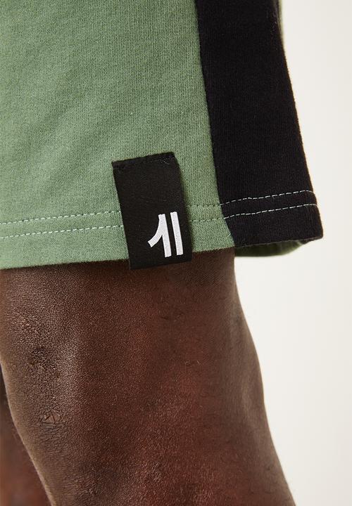 Flyersunion - Mens-panel fleece knit short - olive & black