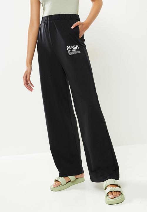 Blake - Wide leg jogger w print - black 