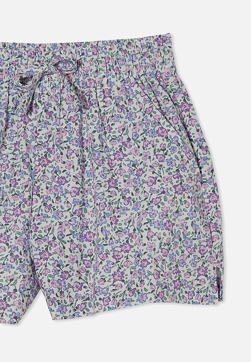 Cotton On - Kelsie short - vanilla/blue torquay ditsy floral