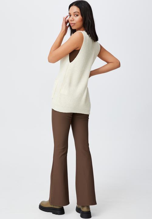 Cotton On - Cotton blend cottage rib pocket vest - pastry