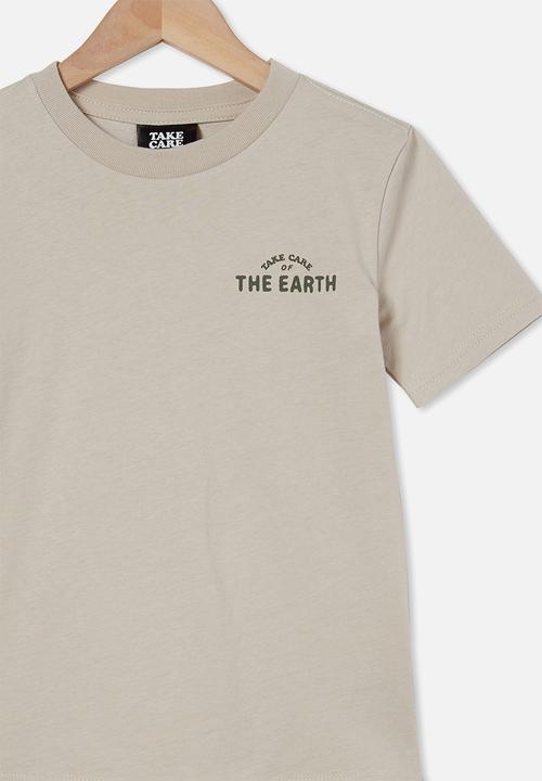 Cotton On - Co-lab short sleeve tee - lcn pea rainy day