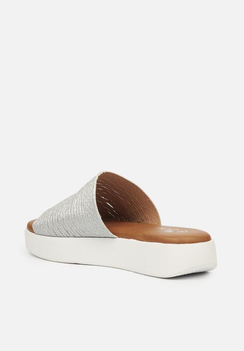 Butterfly Feet - Fuji 1 flatform sandal - silver