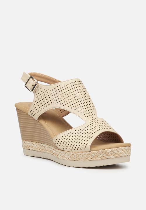 Butterfly Feet - Avery 2 wedge - beige