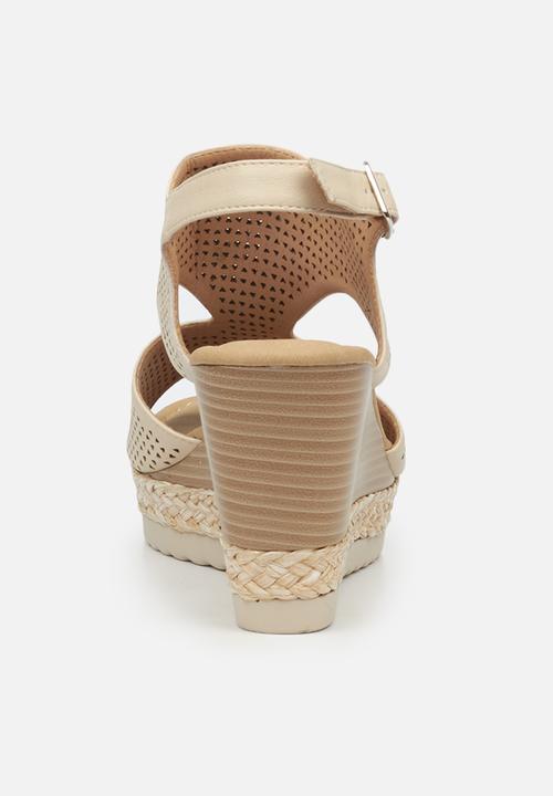 Butterfly Feet - Avery 2 wedge - beige