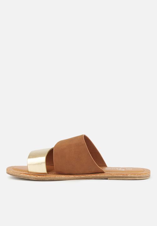 Butterfly Feet - Bonzai 1 slide - tan