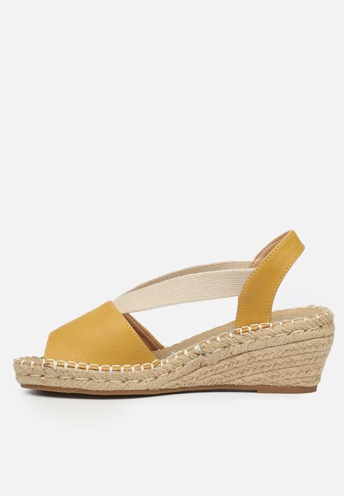 Butterfly Feet - Lea 1 espadrille wedge - mustard