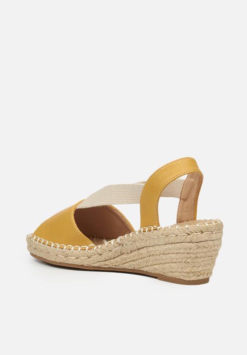 Butterfly Feet - Lea 1 espadrille wedge - mustard
