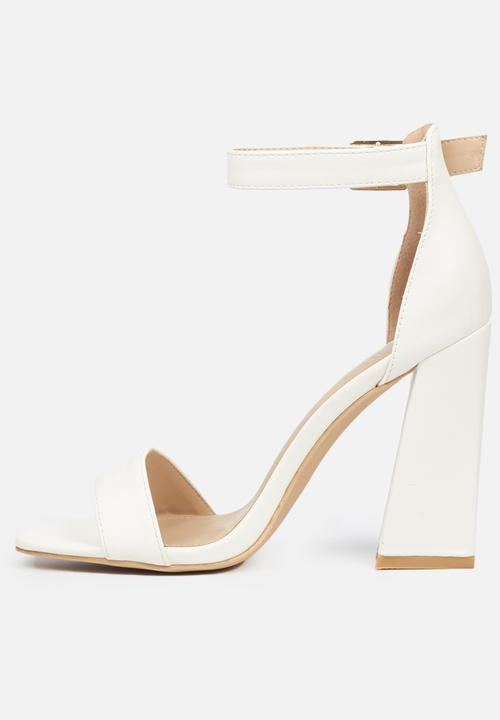 Miss Black - Senza1 heel - white