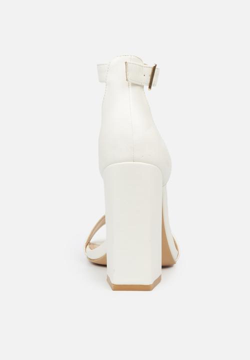 Miss Black - Senza1 heel - white
