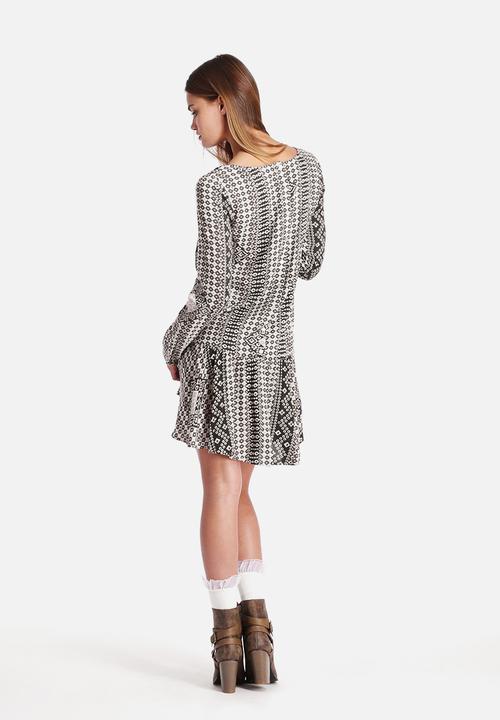 VILA - Scarf Dress