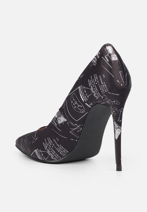 Miss Black - Monepenny1 court - black
