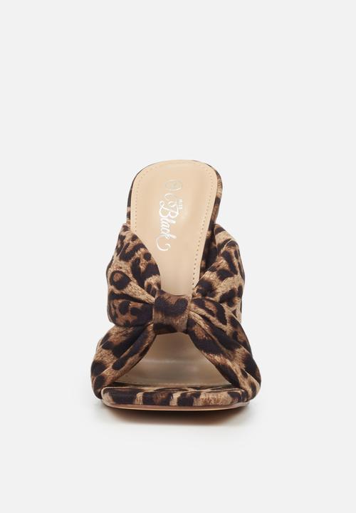 Miss Black - Whisk1 mule heel - brown 