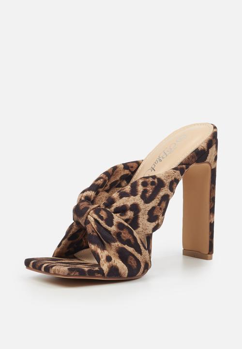 Miss Black - Whisk1 mule heel - brown 