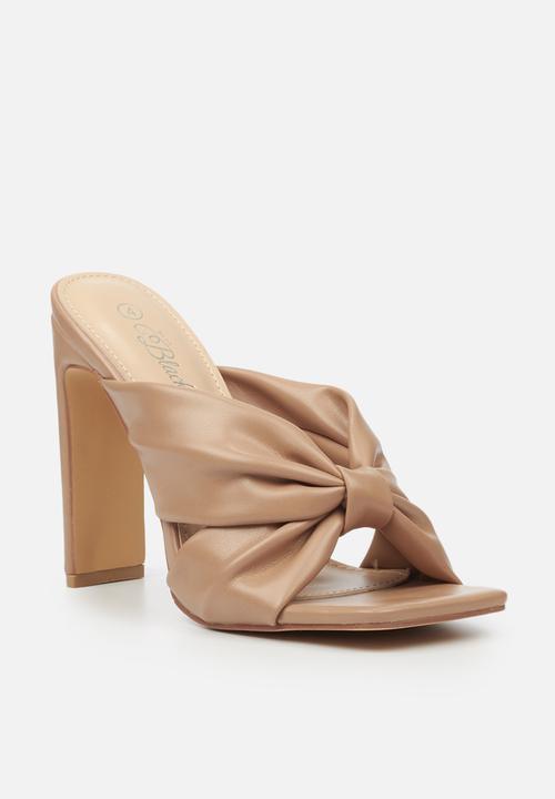 Miss Black - Whisk1 mule heel - neutral