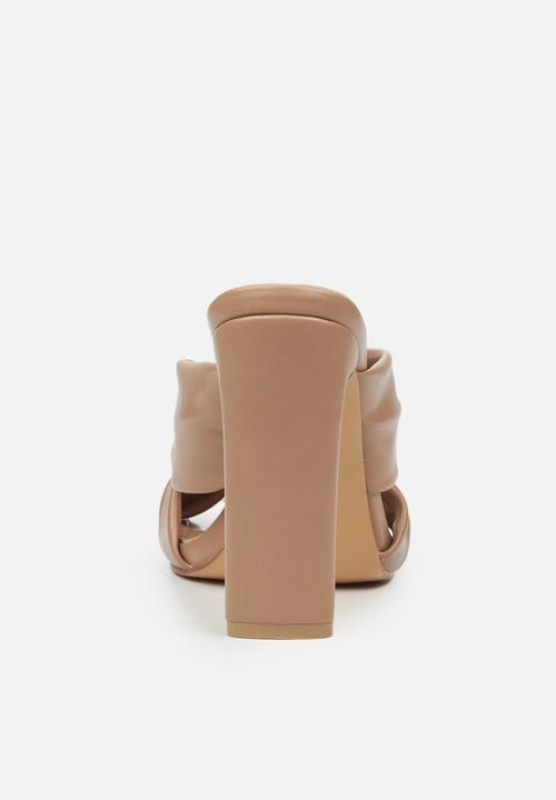 Miss Black - Whisk1 mule heel - neutral