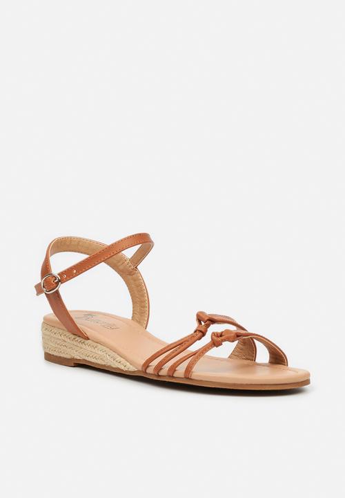 Butterfly Feet - Kaslo 1 sandal - tan