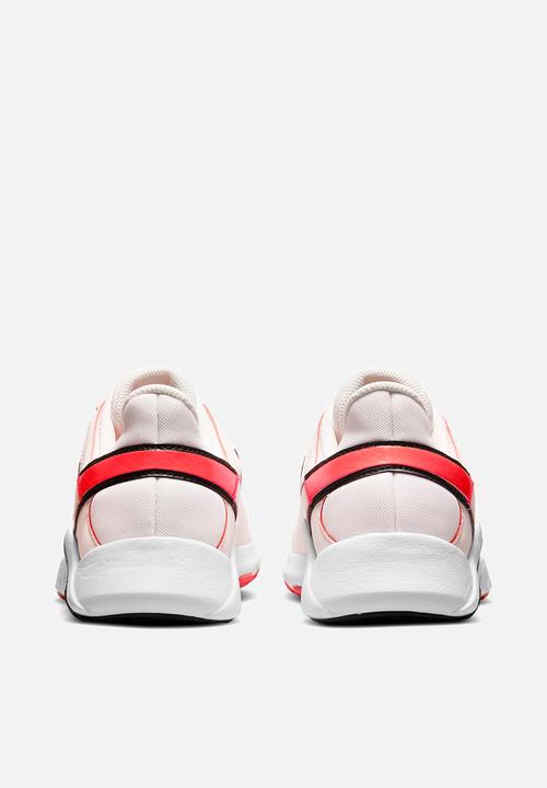 Nike - Legend essential 2 - light soft pink/black-magic ember