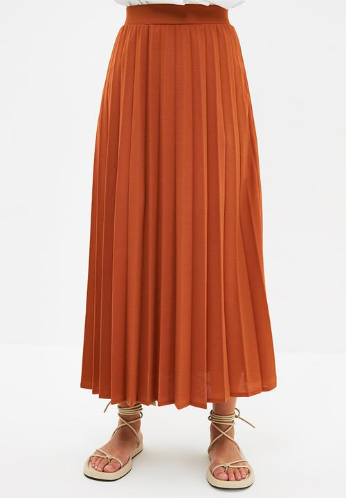 Trendyol - Modest mint knitted skirt - brick