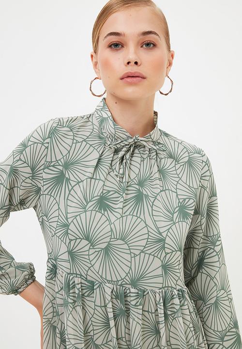 Trendyol - Judge collar dress - grey & green 