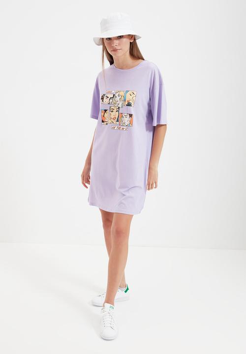 Trendyol - Printed knitted t-shirt dress - lilac