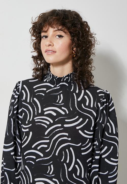Superbalist - Hi neck elasticated blouse - black & white 