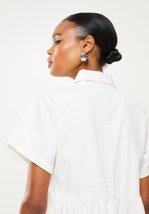 Missguided - Zip front tiered collar dress - white