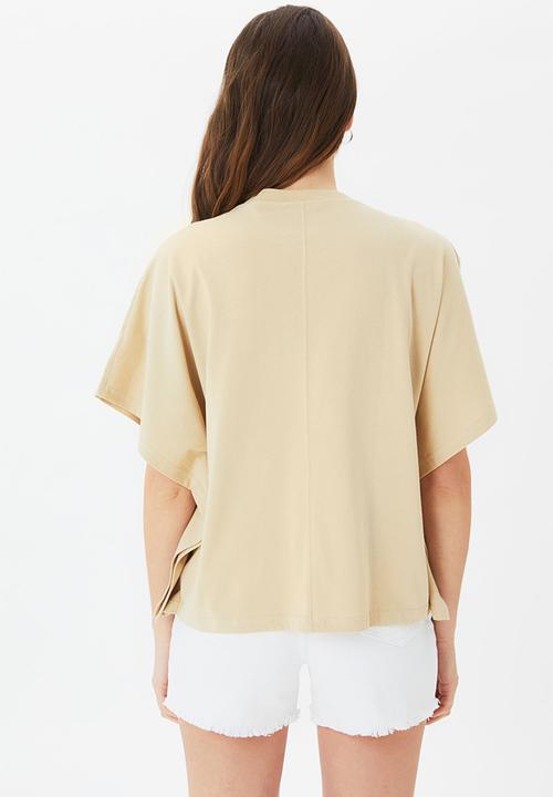 Trendyol - Crew neck knitted T-shirt  - beige