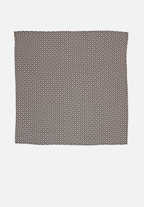 Superbalist - Geo print headscarf - black & cream 