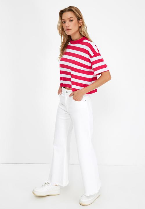Trendyol - Striped crop knitted t-shirt  - fuchsia