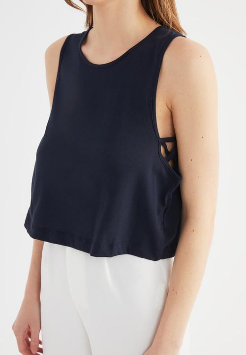 Trendyol - Side cross detailed crop knitted T-shirt - navy