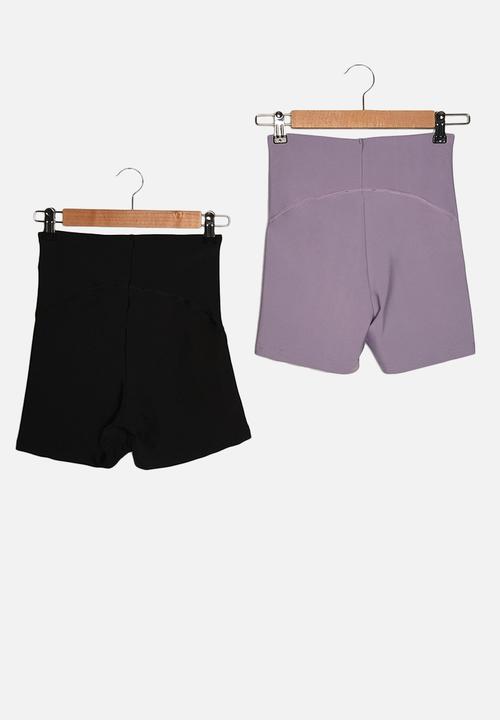 Trendyol - Knit bermuda shorts - black & lilac
