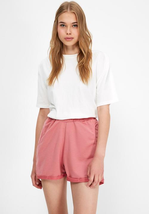 Trendyol - Knitted bermuda shorts  - rose