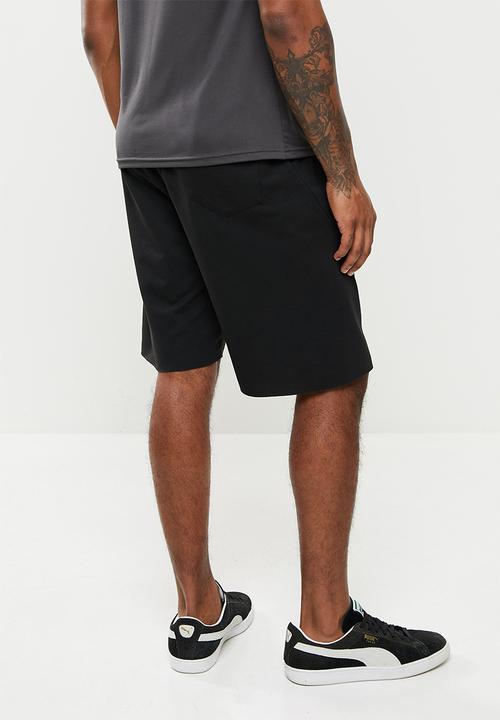 basicthread - Sweatshort - black 