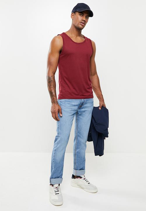 basicthread - Slim fit vest - maroon