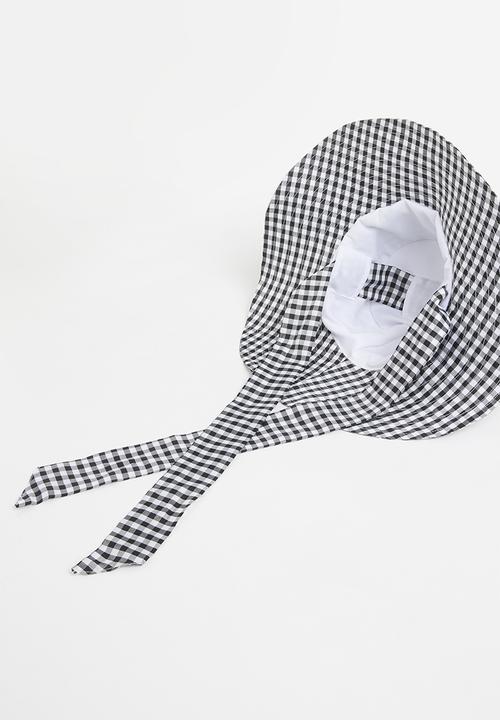 Superbalist - Gingham summer hat - black & white