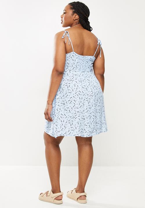 Cotton On - Curve woven hannah strappy mini dress - clemmie ditsy dusk blue