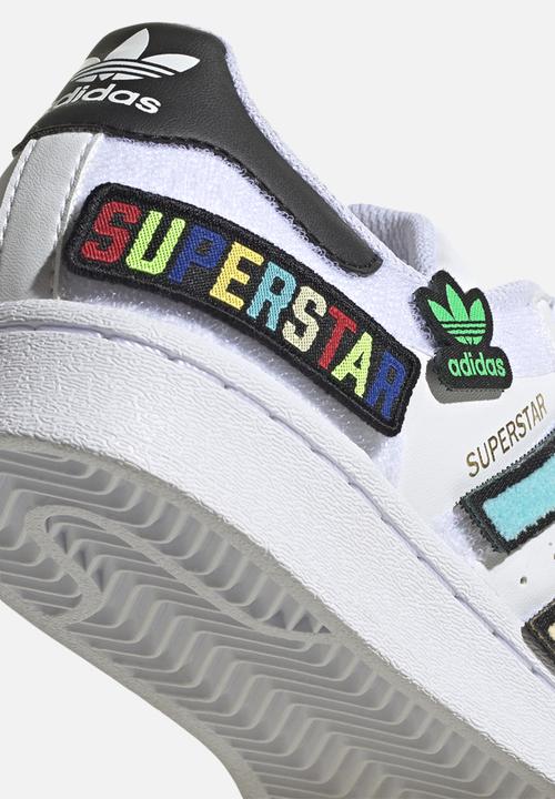 adidas Originals - Superstar j sneakers - ftwr white/core black/gold met