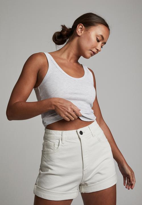 Cotton On - High rise classic stretch denim short - whitehaven
