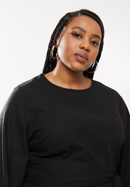 Missguided - Plus oversized balloon skater dress - black