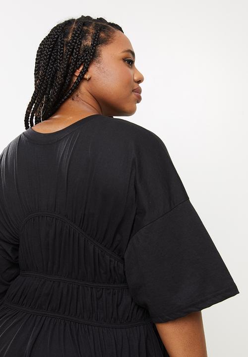 Missguided - Plus size ruched waist short sleeve T-shirt dress - black