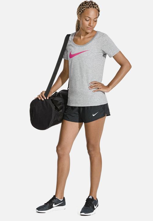 Nike - W nk 10k short - black/wolf grey
