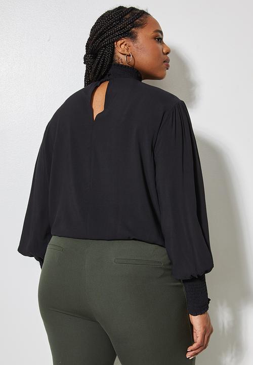 Superbalist - Hi neck elacticated blouse - black