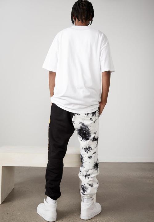 Factorie - Smiley relaxed trackpant - black