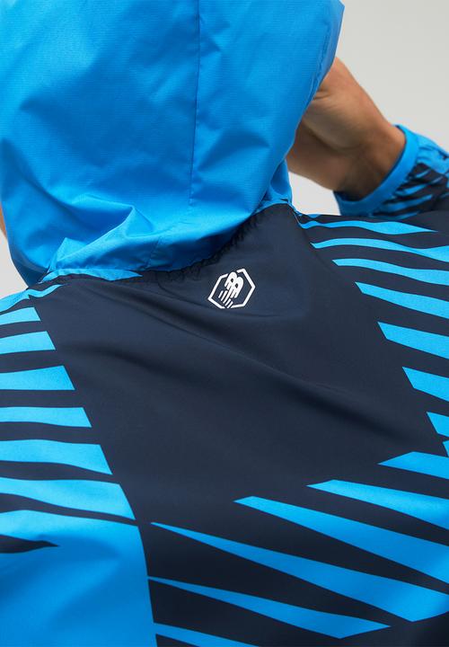 New Balance  - Fast flight jacket print - black & blue 