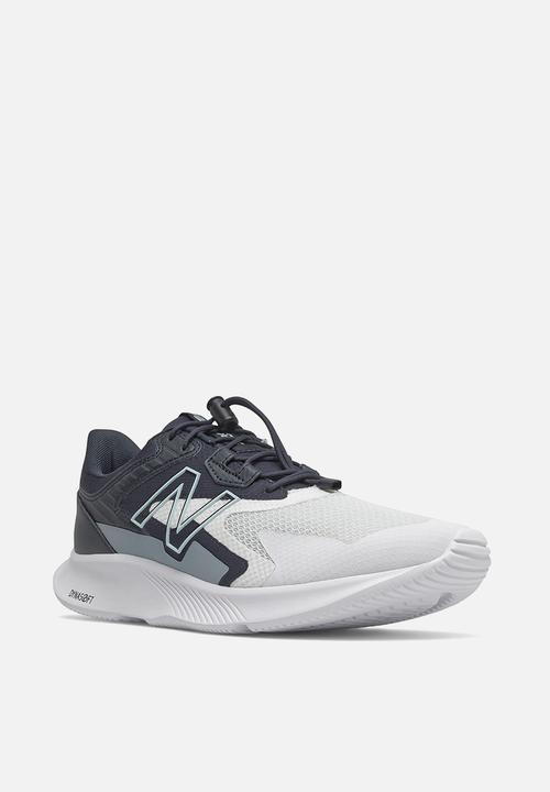 New Balance  - Dsrpt v1 - black/white (048)