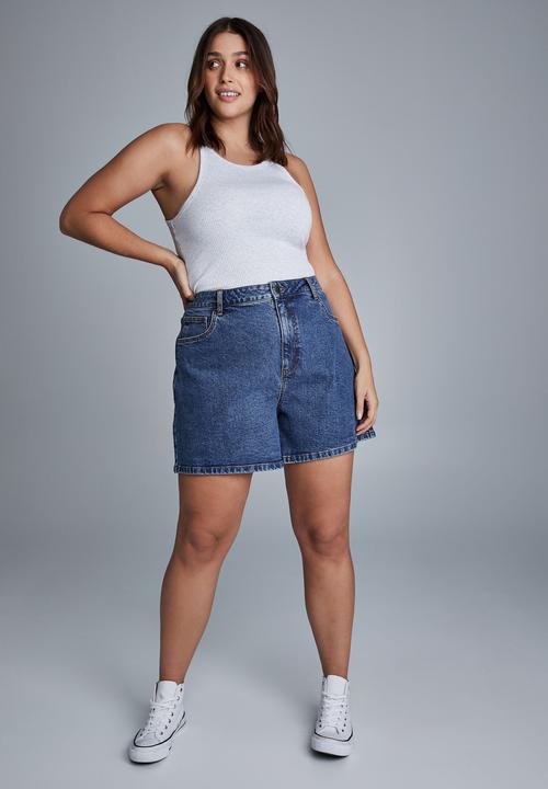 Cotton On - Curve dad high rise denim short - coogee blue