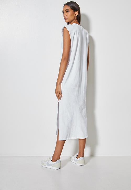 Superbalist - Shoulder pad colomn dress - white