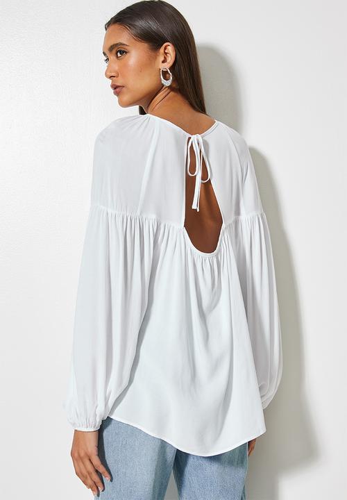 VELVET - Volume blouse with open back - white 