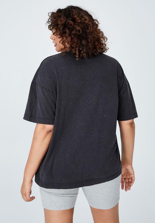 Cotton On - Curve oversized license graphic tee - black